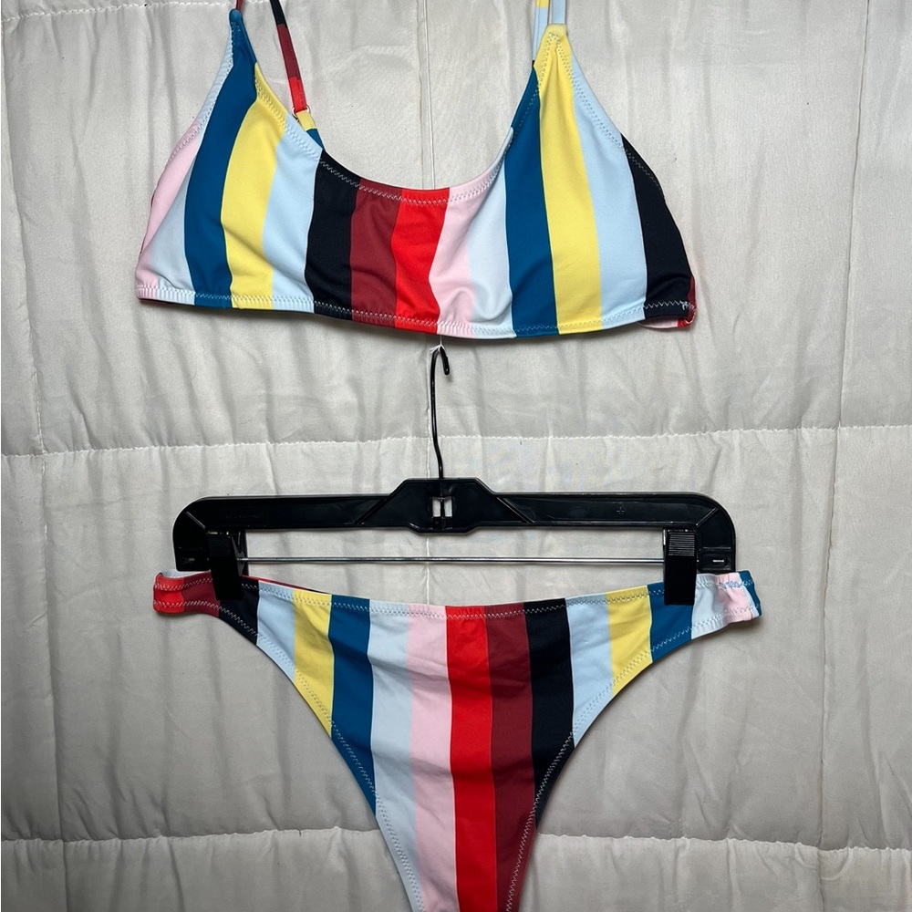 SHEIN Multicolor Striped Bikini